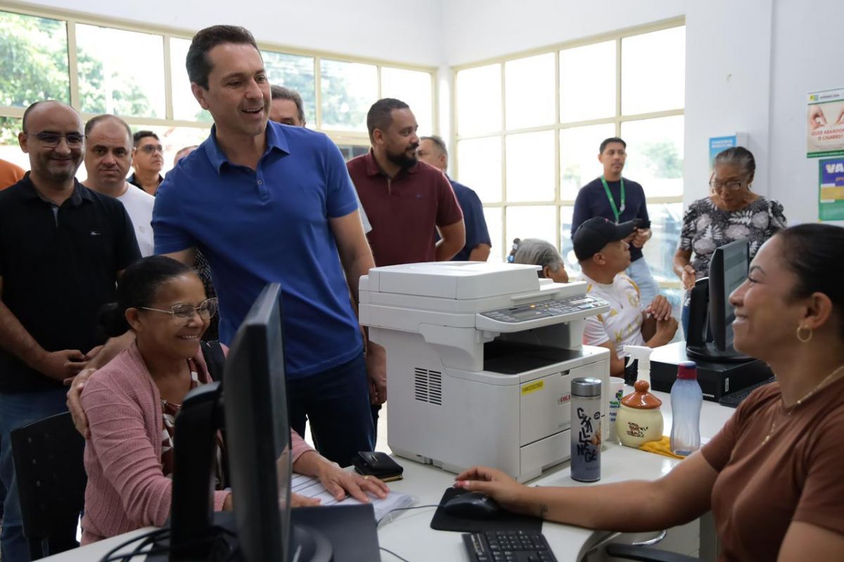 Leandro Vilela acompanha serviços de saúde das unidades de Aparecida